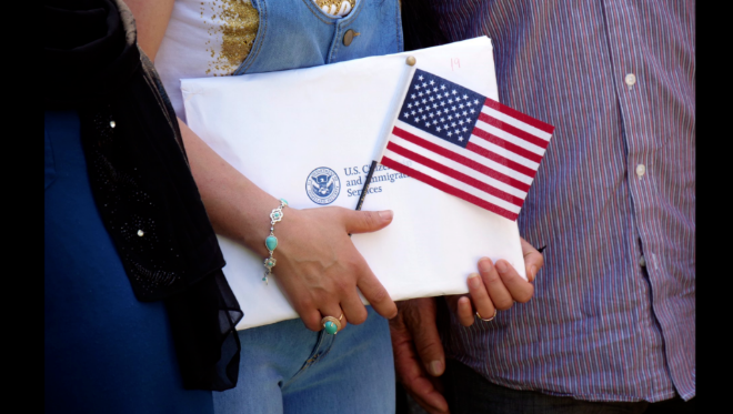 移民局要涨价了！投资移民、工作签、绿卡统统爆涨，原因让人难以置信